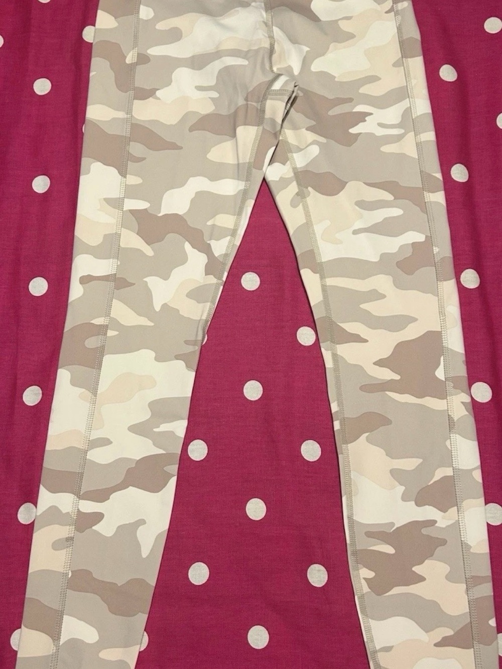 PINK Victoria's Secret Beige & Cream Camo Leggings